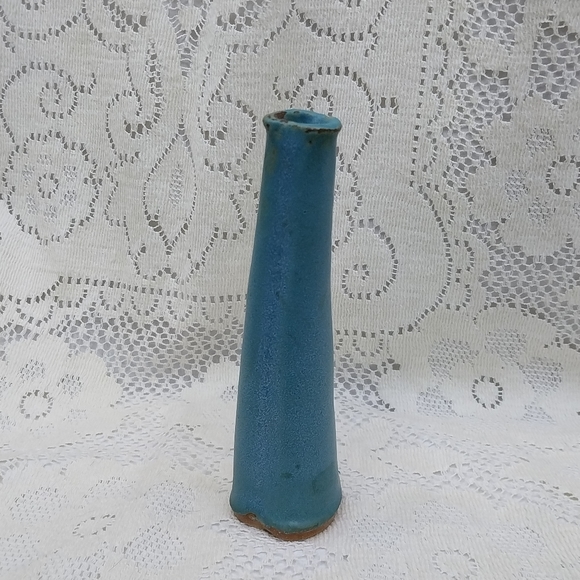 1960s Studio Art Pottery Stoneware Bud Vase Signed BTT Teal Blue Glaze Heart 6½" - Picture 3 of 6